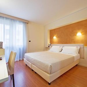 Kamer met een King Size Bed